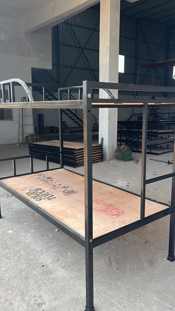 Metal bunk bed - image