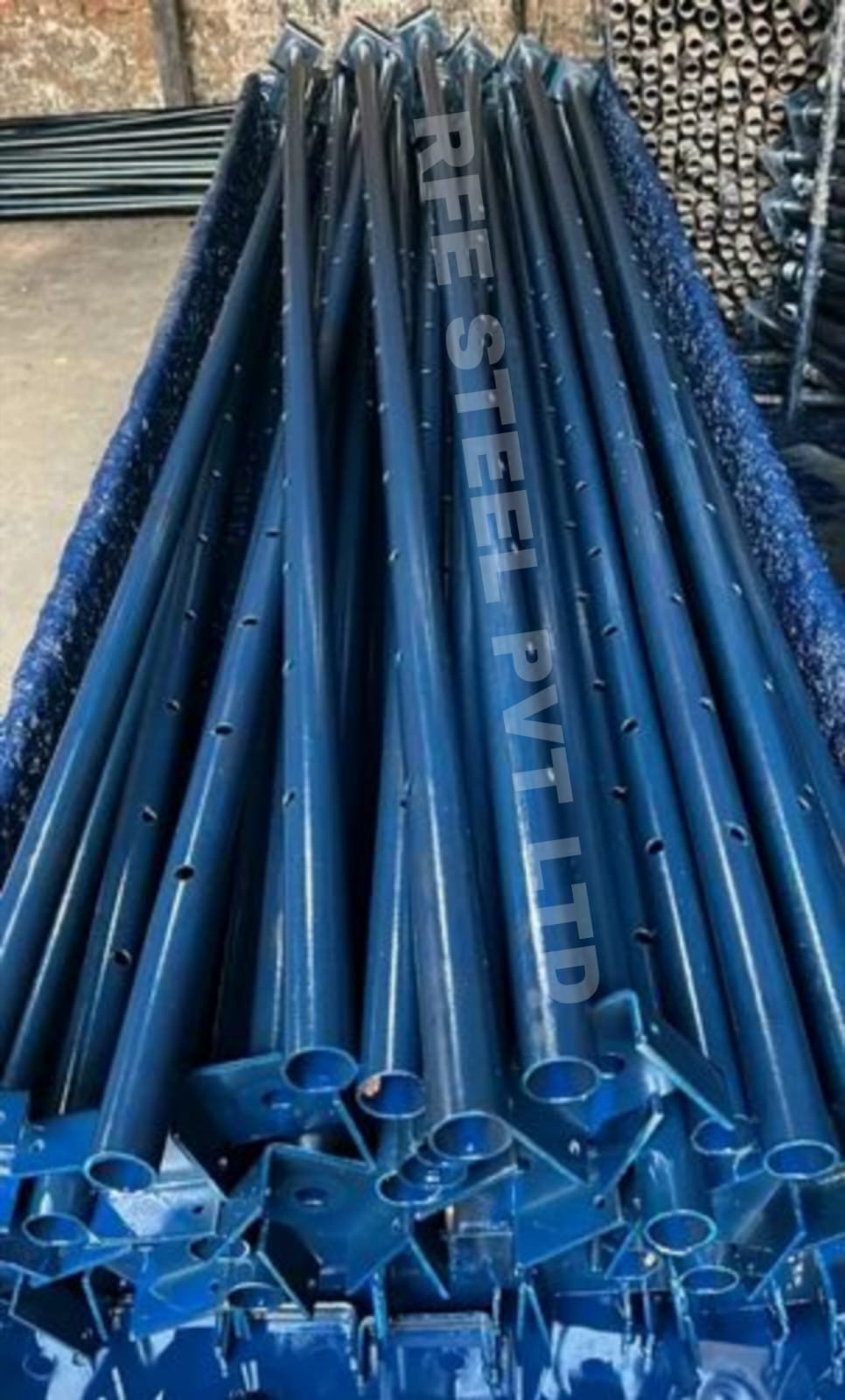 Roll Threaded Adjustable STEEL PROPS - image
