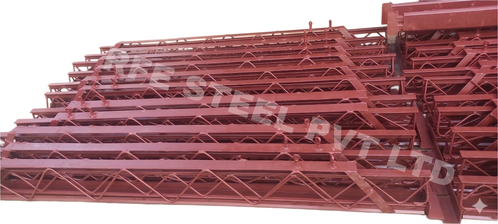 Adjustable Telescopic Spans - image